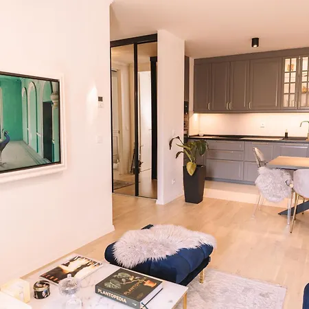 Flexible Selfcheckins 66 - Zagreb - Loggia - 80M2 - New - Luxury - Garage - 2 Bedrooms Exterior foto