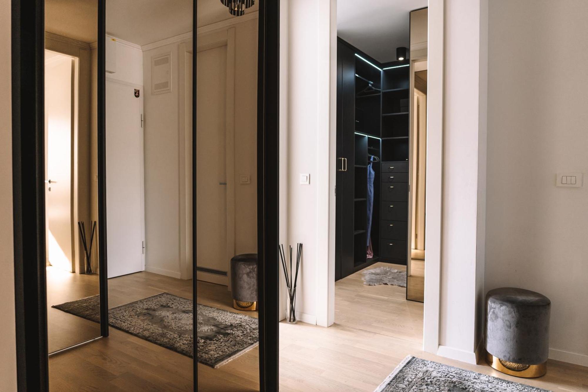 Apartment Flexible Selfcheckins 66 - - Loggia - 80m2 - New - Luxury - Garage - 2 Bedrooms Zagreb