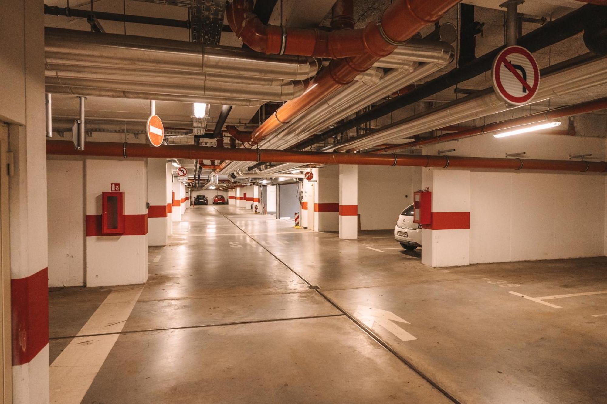 Flexible Selfcheckins 66 - - Loggia - 80m2 - New - Luxury - Garage - 2 Bedrooms * Zagreb
